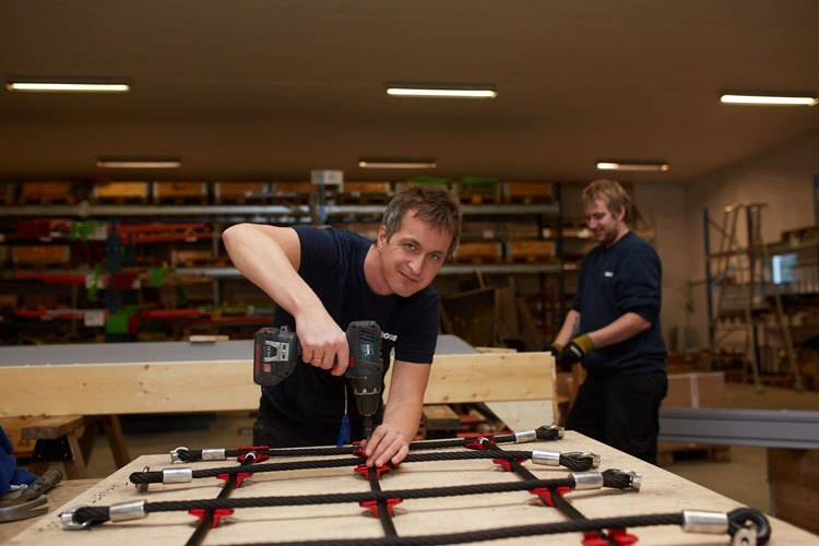 Produksjonen på Søve i Telemark utfører ekte håndverk på sine komponenter