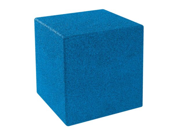 Blå kube til lekeplass