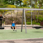 Huskestativ grått med fuglerede